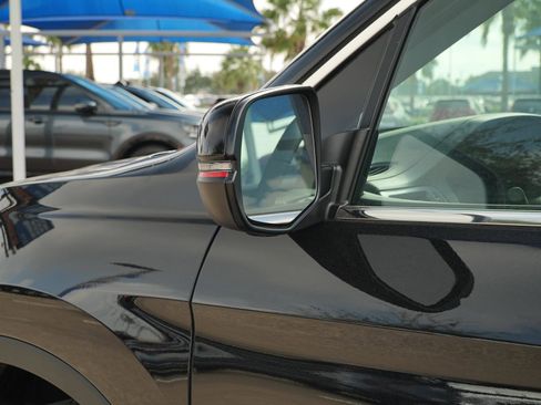 Used 2025 Honda Ridgeline RTL image 11