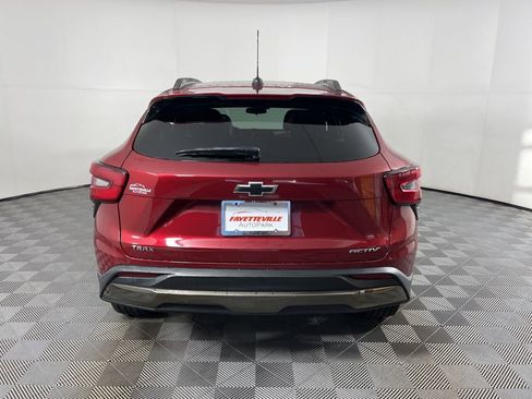 Certified 2024 Chevrolet Trax ACTIV w/ Sunroof Package image 14