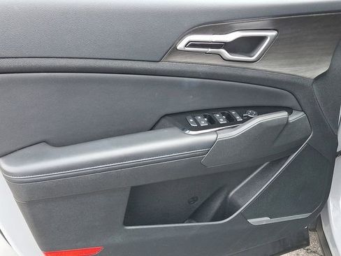 Used 2023 Kia Sportage X-Line w/ X-Line Premium Package image 12