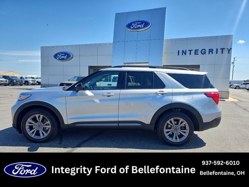 Used 2023 Ford Explorer XLT w/ Equipment Group 202A AWD/4WD image 1