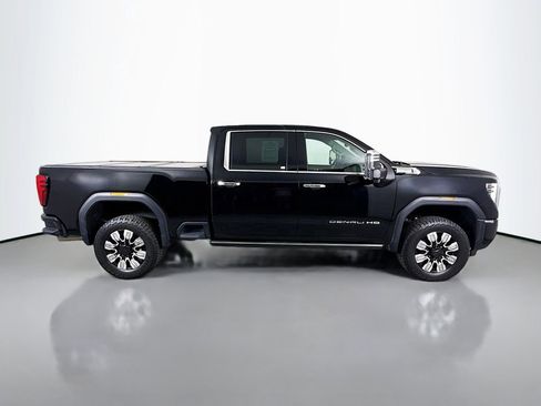 Used 2024 GMC Sierra 3500 Denali w/ Denali Reserve Package image 9