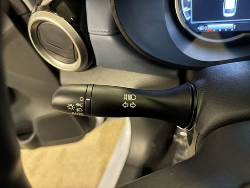 New 2025 Nissan Versa SV w/ Trunk Package image 16