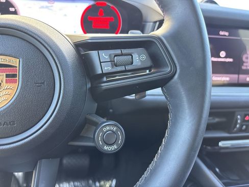 Used 2025 Porsche Cayenne E-Hybrid Coupe image 30