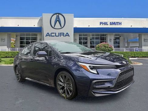 Used 2023 Toyota Corolla XSE FWD image 3