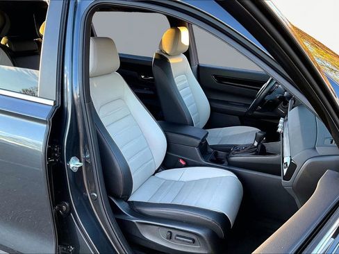 Used 2025 Honda CR-V Sport Touring image 22