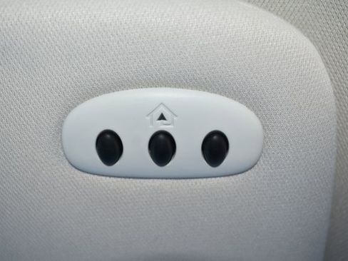 Used 2023 Ford Edge SEL w/ Convenience Package image 32