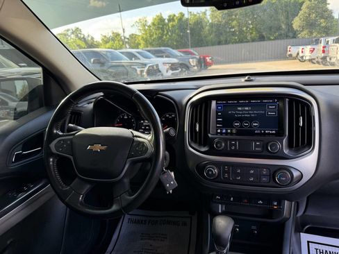 Used 2022 Chevrolet Colorado LT w/ Fleet Safety Package RWD image 21