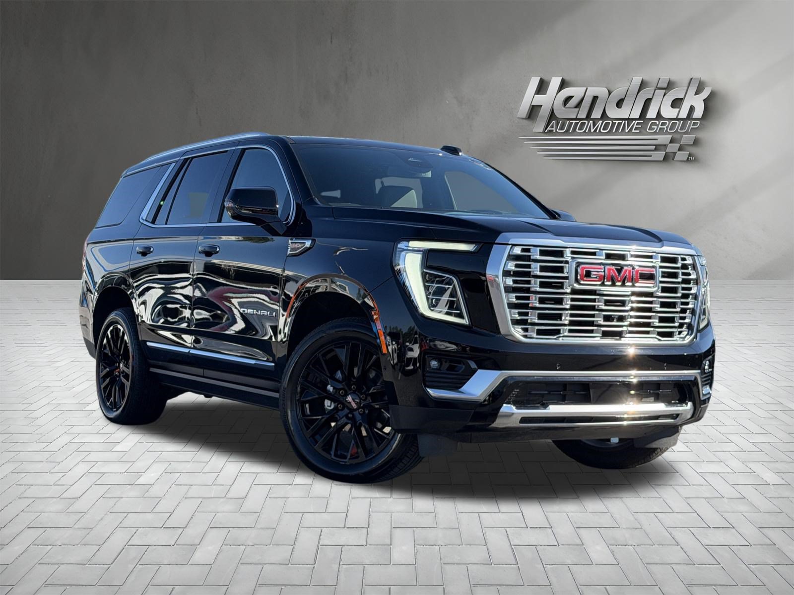 Used 2026 GMC Yukon Denali w/ Sun & Power Step Package AWD/4WD image 2