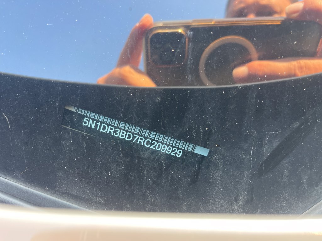 Used 2024 Nissan Pathfinder Rock Creek AWD/4WD image 25