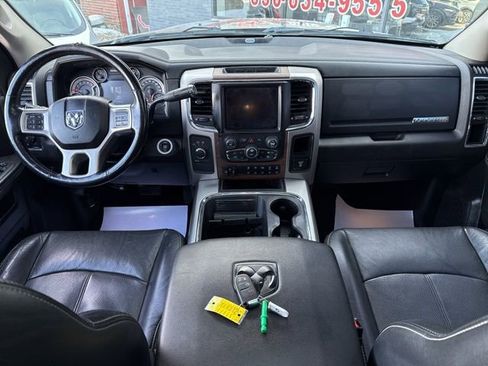 Used 2018 RAM 3500 Laramie image 41