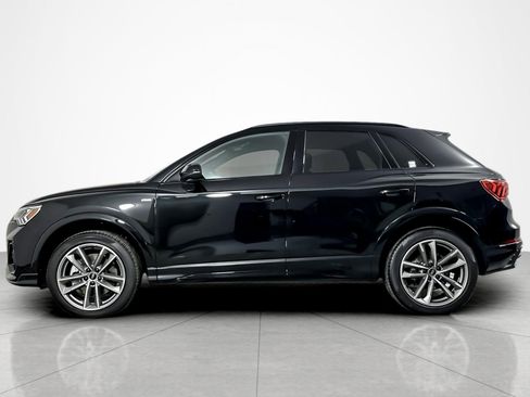 Used 2025 Audi Q3 2.0T Premium w/ Convenience Package image 2
