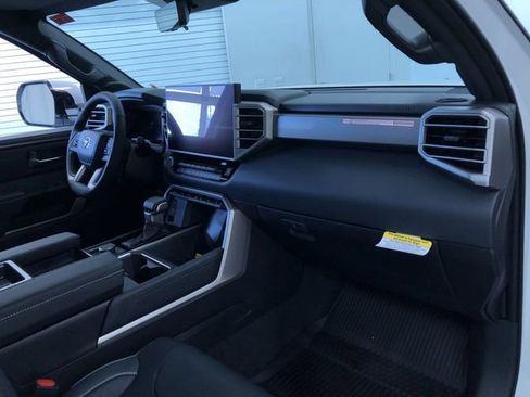 New 2026 Toyota Tundra Limited image 17