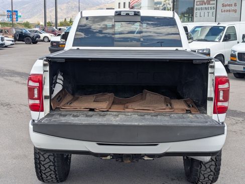 Used 2022 RAM 3500 Limited AWD/4WD image 31