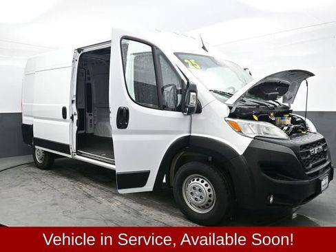 Used 2025 RAM ProMaster 2500 w/ Convenience Group image 38