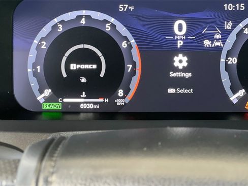 Certified 2025 Toyota 4Runner TRD Off-Road Premium image 29