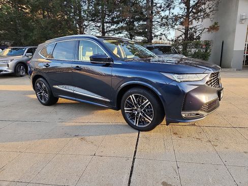 Certified 2025 Acura MDX SH-AWD w/ Advance Package image 4