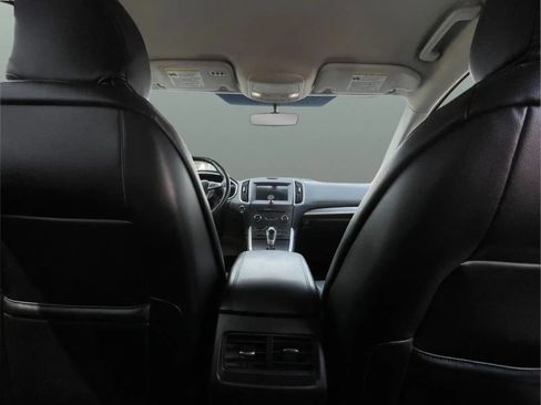 Used 2018 Ford Edge SEL w/ Equipment Group 201A FWD image 16