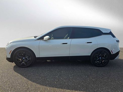 Used 2023 BMW iX M60 w/ Executive Package image 6