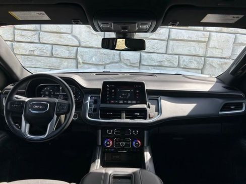 Used 2022 GMC Yukon SLT AWD/4WD image 10