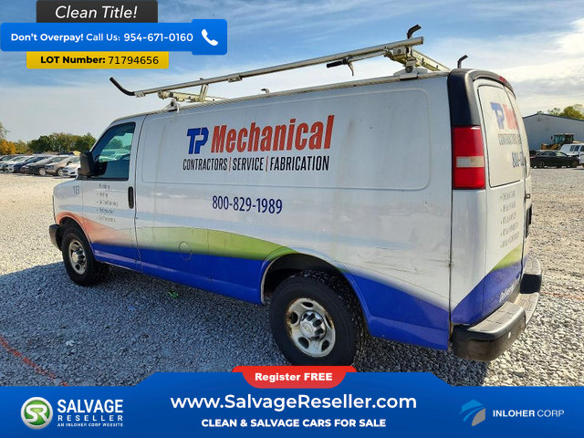 Used 2014 Chevrolet Express 2500 RWD image 3