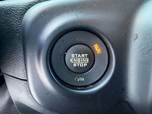 Used 2020 Jeep Wrangler Unlimited Rubicon w/ Dual Top Group image 34