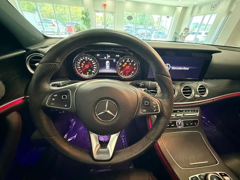 Used 2018 Mercedes-Benz E 300 w/ Premium 1 Package image 19