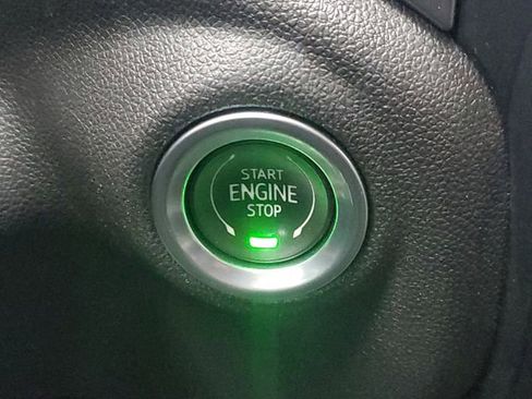 Certified 2021 Chevrolet Silverado 1500 RST image 28