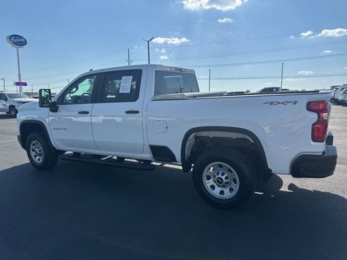 Used 2024 Chevrolet Silverado 3500 W/T image 11