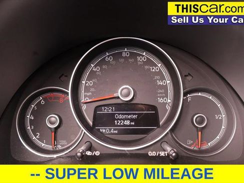 Used 2017 Volkswagen Beetle 1.8T Classic image 5