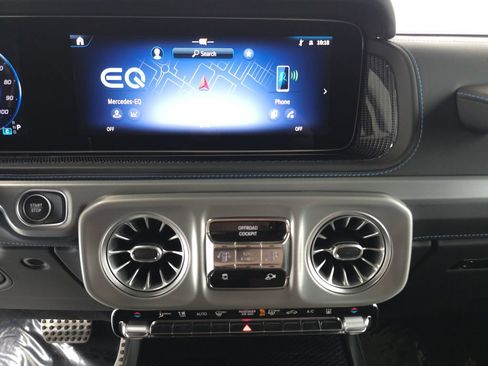Certified 2025 Mercedes-Benz G 580 w/ EQ Technology image 16