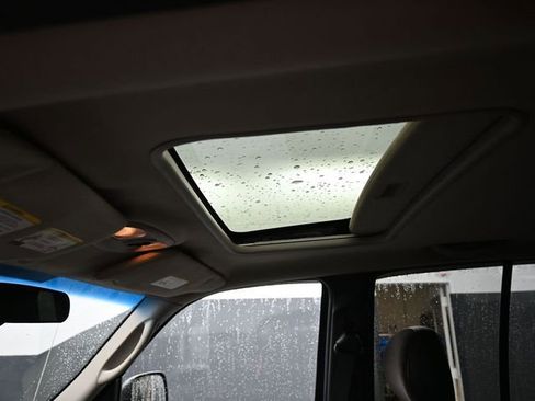 Used 2004 Jeep Liberty Limited w/ Trailer Tow Group image 14