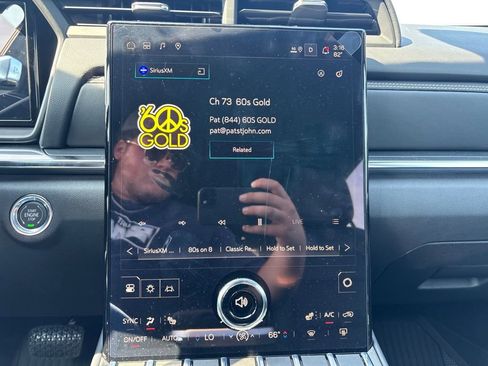 Used 2026 GMC Terrain Elevation w/ Elevation Premium Package image 22