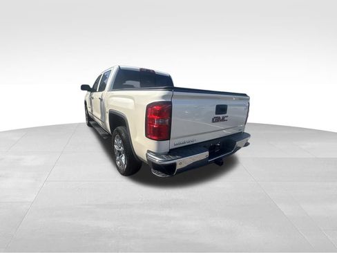 Used 2014 GMC Sierra 1500 SLT w/ Driver Alert Package AWD/4WD image 4