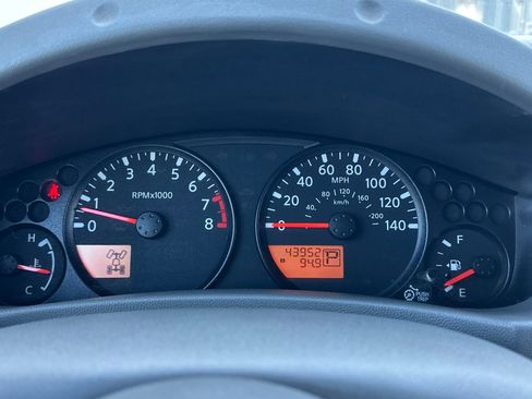 Certified 2021 Nissan Frontier SV w/ Midnight Edition Floor Mats image 23