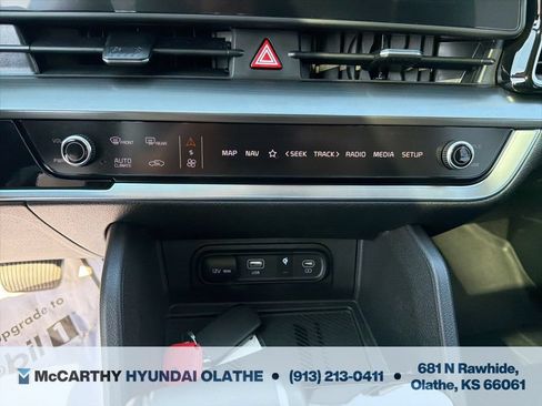 Used 2025 Kia Sportage EX w/ Premium Package FWD image 31