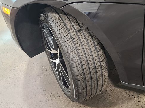 New 2026 Porsche Macan AWD/4WD image 33