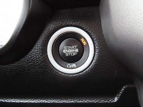 Used 2022 RAM 1500 Big Horn AWD/4WD image 12
