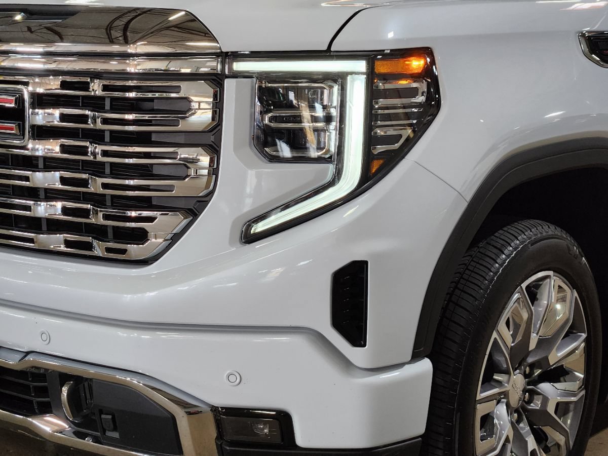 Used 2026 GMC Sierra 1500 Denali AWD/4WD image 14