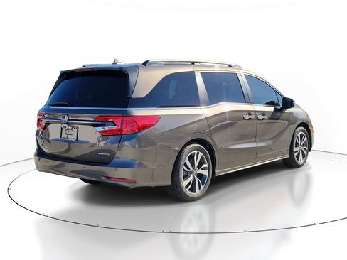 Used 2023 Honda Odyssey Touring image 6