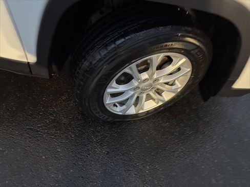 Used 2022 Jeep Cherokee Latitude Lux image 10