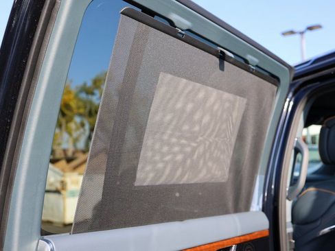 Used 2023 Jeep Grand Wagoneer Series II image 55