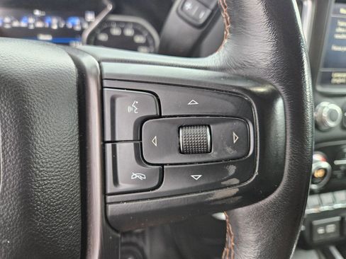 Used 2021 GMC Sierra 1500 AT4 w/ AT4 Premium Package image 13