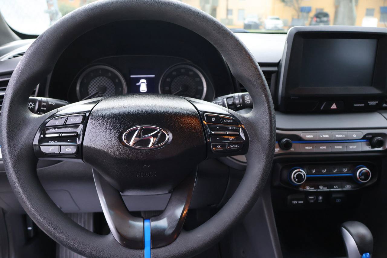 Used 2020 Hyundai Veloster 2.0 FWD image 11
