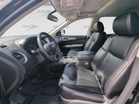 Used 2018 Nissan Pathfinder SL w/ SL Premium Package AWD/4WD image 12