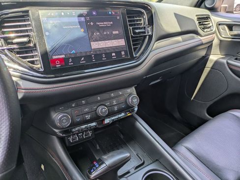 Used 2025 Dodge Durango GT AWD/4WD image 20