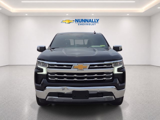 Used 2023 Chevrolet Silverado 1500 LTZ w/ LTZ Premium Package AWD/4WD image 8