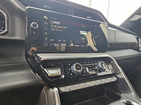 Used 2022 GMC Sierra 1500 Denali Ultimate image 10