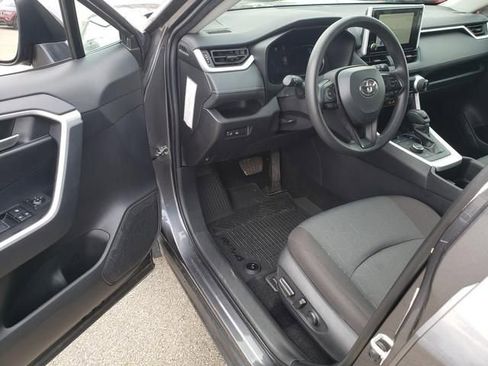 Used 2025 Toyota RAV4 XLE image 10
