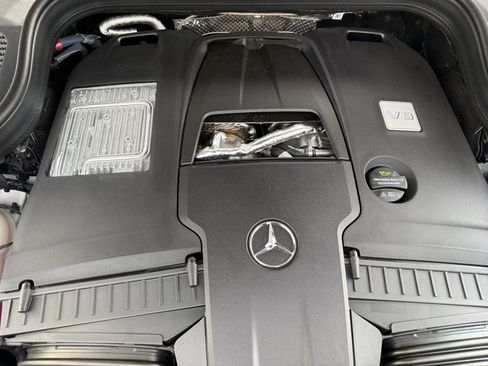 New 2026 Mercedes-Benz GLS 580 4MATIC image 23