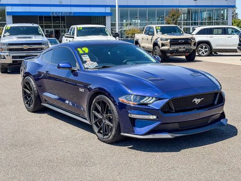 Used 2019 Ford Mustang GT w/ GT Performance Package RWD image 5